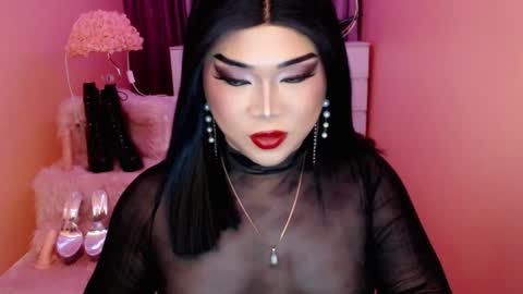 Queen Mireska online show from September 23, 3:59 pm