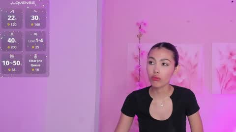 Snapshot of amiiclark chatting on May 24, 7:08 pm AmiiClark online show from May 24, 7:08 pm