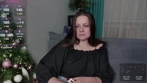 Snapshot of amilafran chatting on December 17, 10:34 am Mila online show from December 17, 10:34 am