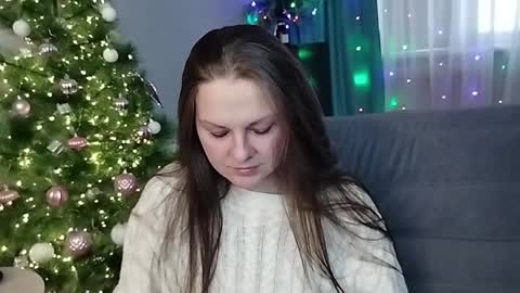 Snapshot of amilafran chatting on January 11, 8:11 am Mila online show from January 11, 8:11 am