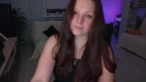 Snapshot of amilafran chatting on November 7, 9:15 pm Mila online show from November 7, 9:15 pm