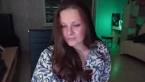 Snapshot of amilafran chatting on November 13, 8:30 pm Mila online show from November 13, 8:30 pm