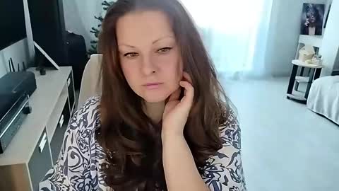 Snapshot of amilafran chatting on February 22, 8:57 am Mila online show from February 22, 8:57 am