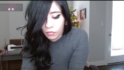 Snapshot of amilustxx chatting on December 11, 6:42 pm amilust online show from December 11, 6:42 pm