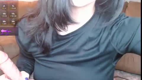 Snapshot of amilustxx chatting on May 25, 7:42 pm amilust online show from May 25, 7:42 pm