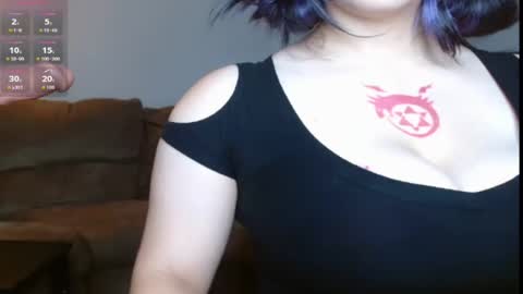Snapshot of amilustxx chatting on July 20, 6:43 pm amilust online show from July 20, 6:43 pm