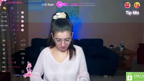 Amina online show from January 31, 1:12 pm