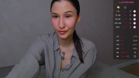 Snapshot of aminegulse chatting on November 26, 12:44 am Camilla online show from November 26, 12:44 am