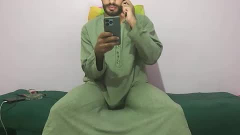 Amir online show from November 16, 4:12 pm