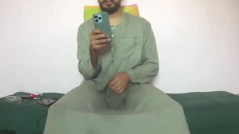 Amir online show from November 17, 10:10 am
