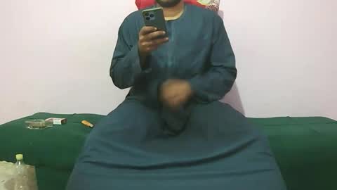 Amir online show from January 8, 5:37 pm