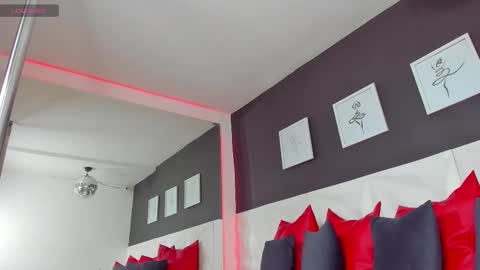 Snapshot of amira_sanz_ chatting on October 31, 2:12 am Amira Sanz online show from October 31, 2:12 am