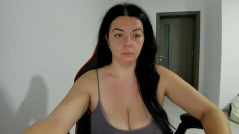 Amiraisa online show from July 21, 2:36 am