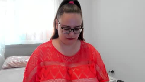 Amira Vyxen online show from July 7, 7:56 am
