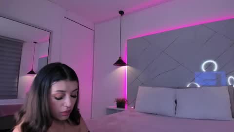 Snapshot of ammy_camm chatting on December 11, 7:31 am Ammy  online show from December 11, 7:31 am