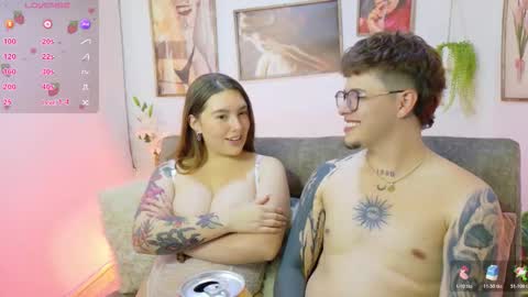 ammy and thyler online show from December 4, 2:43 am