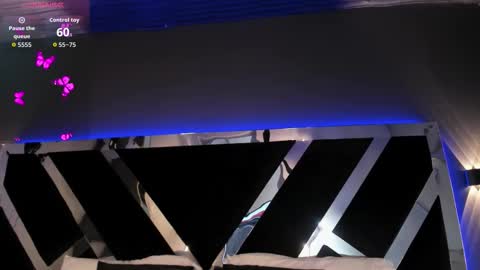 Ammy Jones online show from February 18, 7:10 pm