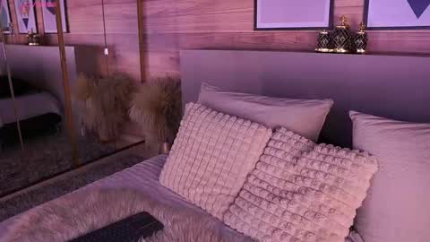 Ammy Scott  online show from February 20, 4:29 pm