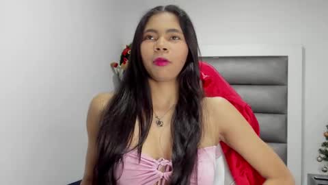 Snapshot of ammywood_js chatting on December 23, 3:15 am ammywood_js online show from December 23, 3:15 am