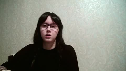 Snapshot of amomira chatting on April 4, 11:46 pm Amomira online show from April 4, 11:46 pm