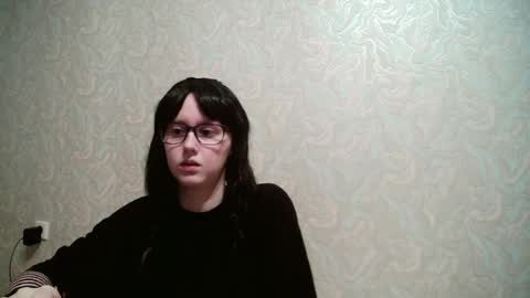 Snapshot of amomira_honeyx chatting on May 18, 4:02 pm Amomira honeyx online show from May 18, 4:02 pm