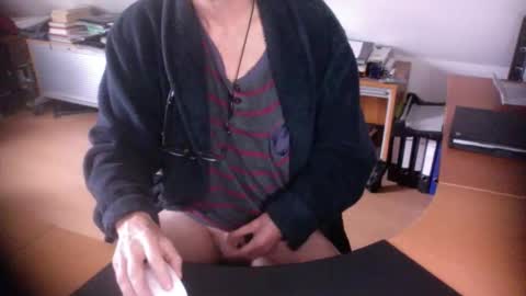 Amor2200 online show from December 5, 10:57 am