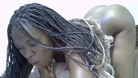 Snapshot of amor_anny chatting on June 24, 10:03 am anny online show from June 24, 10:03 am