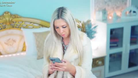 Snapshot of amoramias chatting on December 1, 6:41 pm Im the first transgender post-op model on haturbate. I have a new sweet pussy... online show from December 1, 6:41 pm