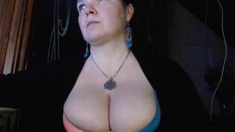 Snapshot of amorelara chatting on January 9, 7:08 pm amorelara online show from January 9, 7:08 pm