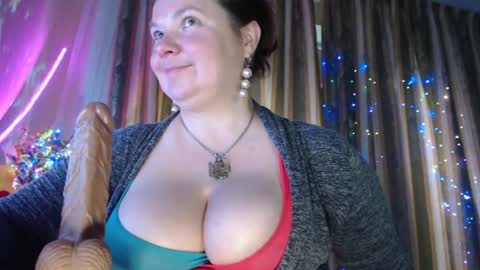 Snapshot of amorelara chatting on June 23, 2:04 pm amorelara online show from June 23, 2:04 pm