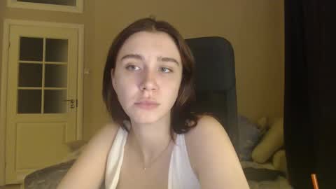 Snapshot of amoremeoww chatting on January 25, 4:46 pm miss unforgettable online show from January 25, 4:46 pm