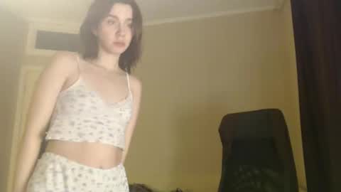 Snapshot of amoremeoww chatting on February 6, 10:10 pm miss unforgettable online show from February 6, 10:10 pm