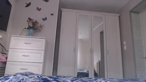 Snapshot of amoremeoww chatting on November 17, 7:25 am miss unforgettable online show from November 17, 7:25 am