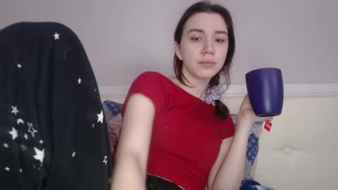 miss unforgettable online show from December 19, 8:43 am