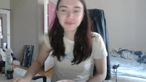 Snapshot of amoremeoww chatting on May 23, 2:32 pm miss unforgettable online show from May 23, 2:32 pm