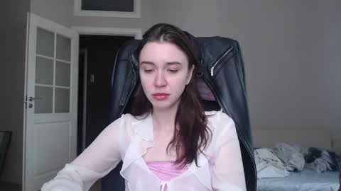 Snapshot of amoremeoww chatting on May 24, 12:43 pm miss unforgettable online show from May 24, 12:43 pm