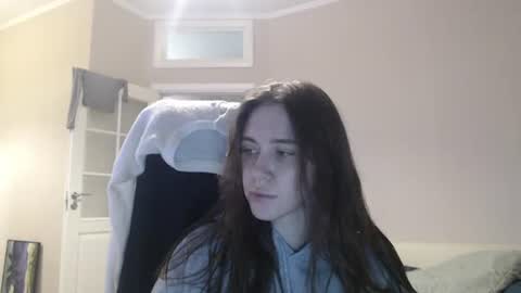 Snapshot of amoremeoww chatting on June 17, 5:25 pm miss unforgettable online show from June 17, 5:25 pm