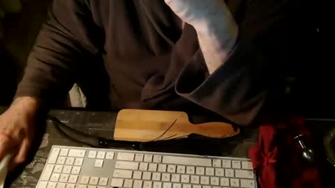 Snapshot of amslave4f chatting on February 8, 9:25 pm amslave4f online show from February 8, 9:25 pm