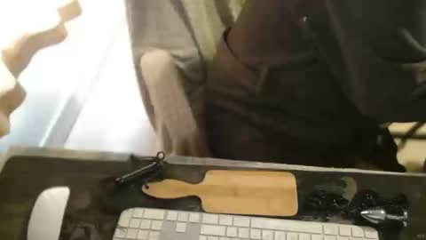 amslave4f online show from March 7, 9:17 am