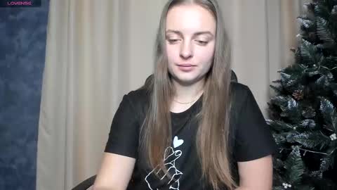 Snapshot of amy___reid chatting on December 2, 7:36 am Amy Reid online show from December 2, 7:36 am