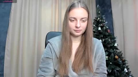 Snapshot of amy___reid chatting on December 20, 10:38 am Amy Reid online show from December 20, 10:38 am