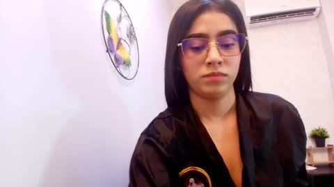 Snapshot of amy__wats0n chatting on October 6, 7:22 pm amy__wats0n online show from October 6, 7:22 pm