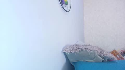 Snapshot of amy__wats0n chatting on October 20, 7:03 pm amy__wats0n online show from October 20, 7:03 pm