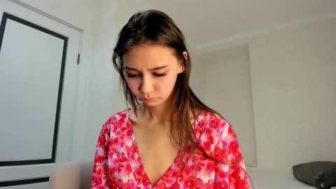 Snapshot of amy_alle chatting on September 9, 11:43 am Amy online show from September 9, 11:43 am