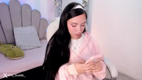 Amy online show from August 5, 10:23 pm