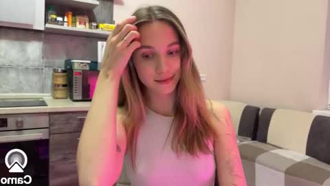 Snapshot of amy_chill chatting on December 18, 3:33 pm Amy Chill online show from December 18, 3:33 pm