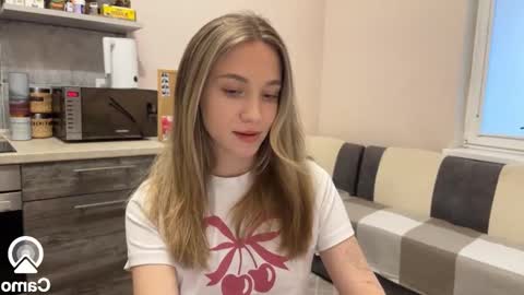 Snapshot of amy_chill chatting on December 27, 12:56 pm Amy Chill online show from December 27, 12:56 pm