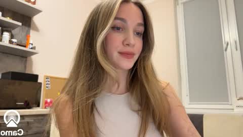 Snapshot of amy_chill chatting on February 13, 5:01 pm Amy Chill online show from February 13, 5:01 pm