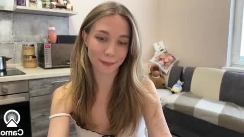 Snapshot of amy_chill chatting on March 3, 11:00 am Amy Chill online show from March 3, 11:00 am