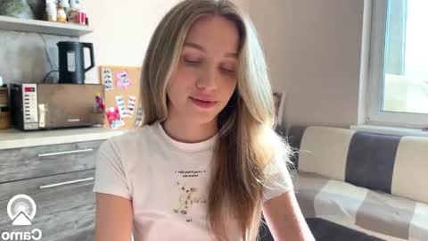 Snapshot of amy_chill chatting on October 1, 11:27 am Amy Chill online show from October 1, 11:27 am